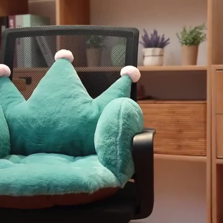 Kronenkissen - Halbumhülltes Sofa Kissen