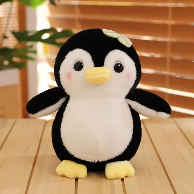 Fröhlicher Pinguin-Spielkamerad