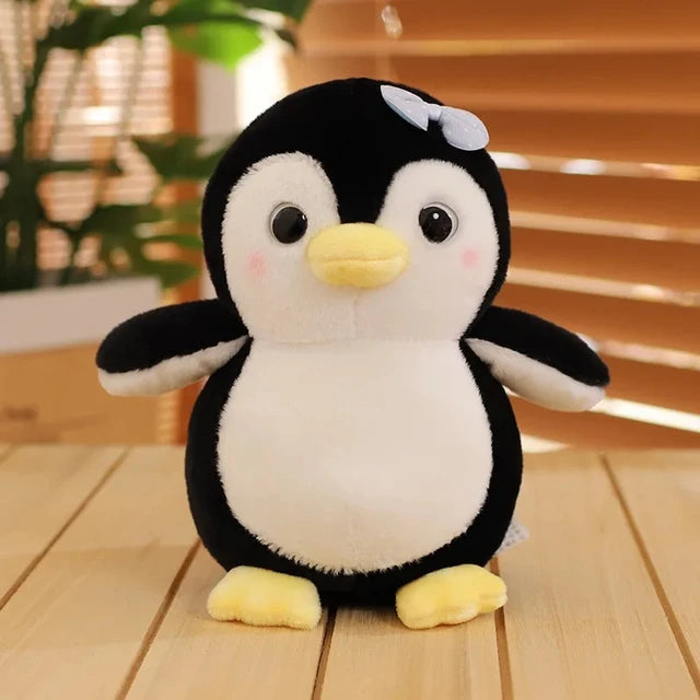 Fröhlicher Pinguin-Spielkamerad