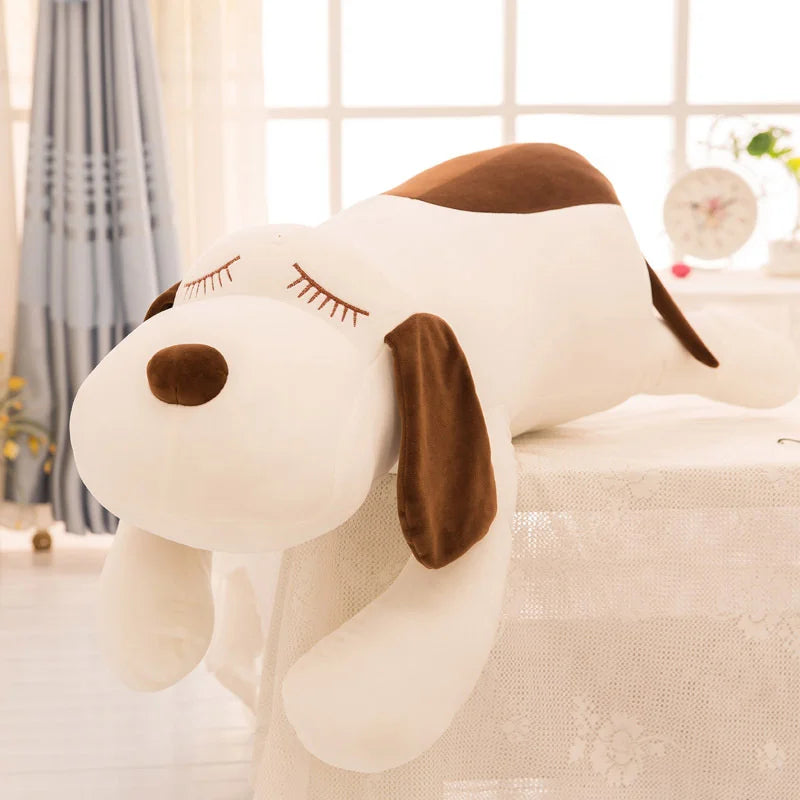 Schlummernder Kuschelhund