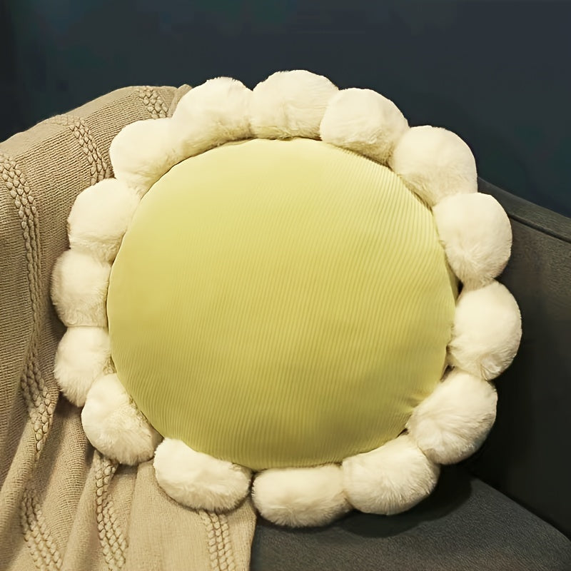 Plüschkissen mit Kaninchenplüsch