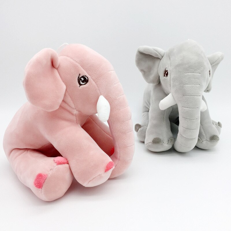 Adorabler Elefant - Kuscheliger Freund