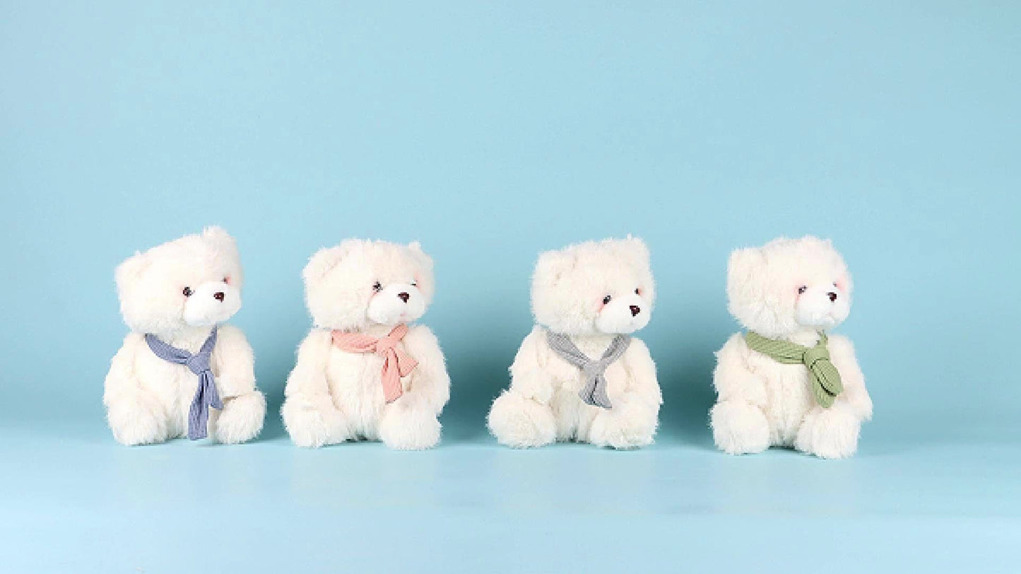 Süßer Teddy mit Schal Plüschtier