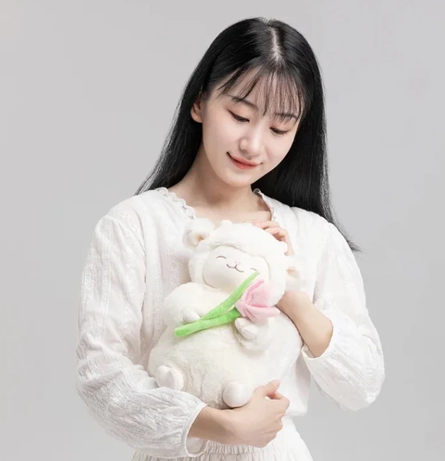 Kuscheliges kawaii lamm mit blume