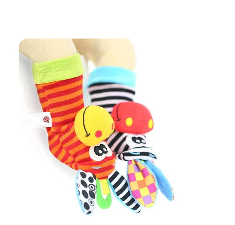 Sensorische baby-plüschsocken und -armband