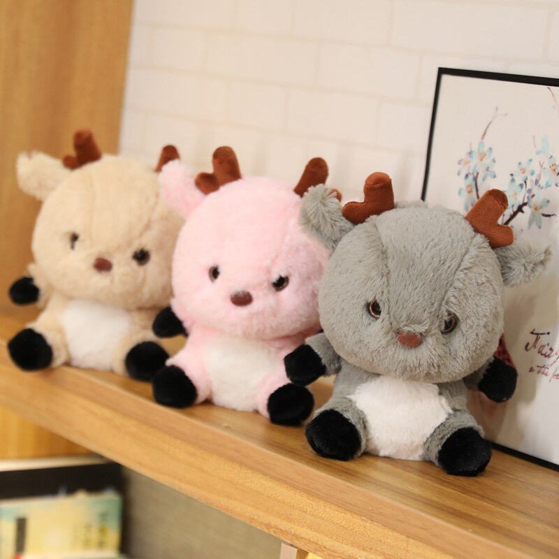 Fluffy – Kawaii Rentier Plüsch in Pink