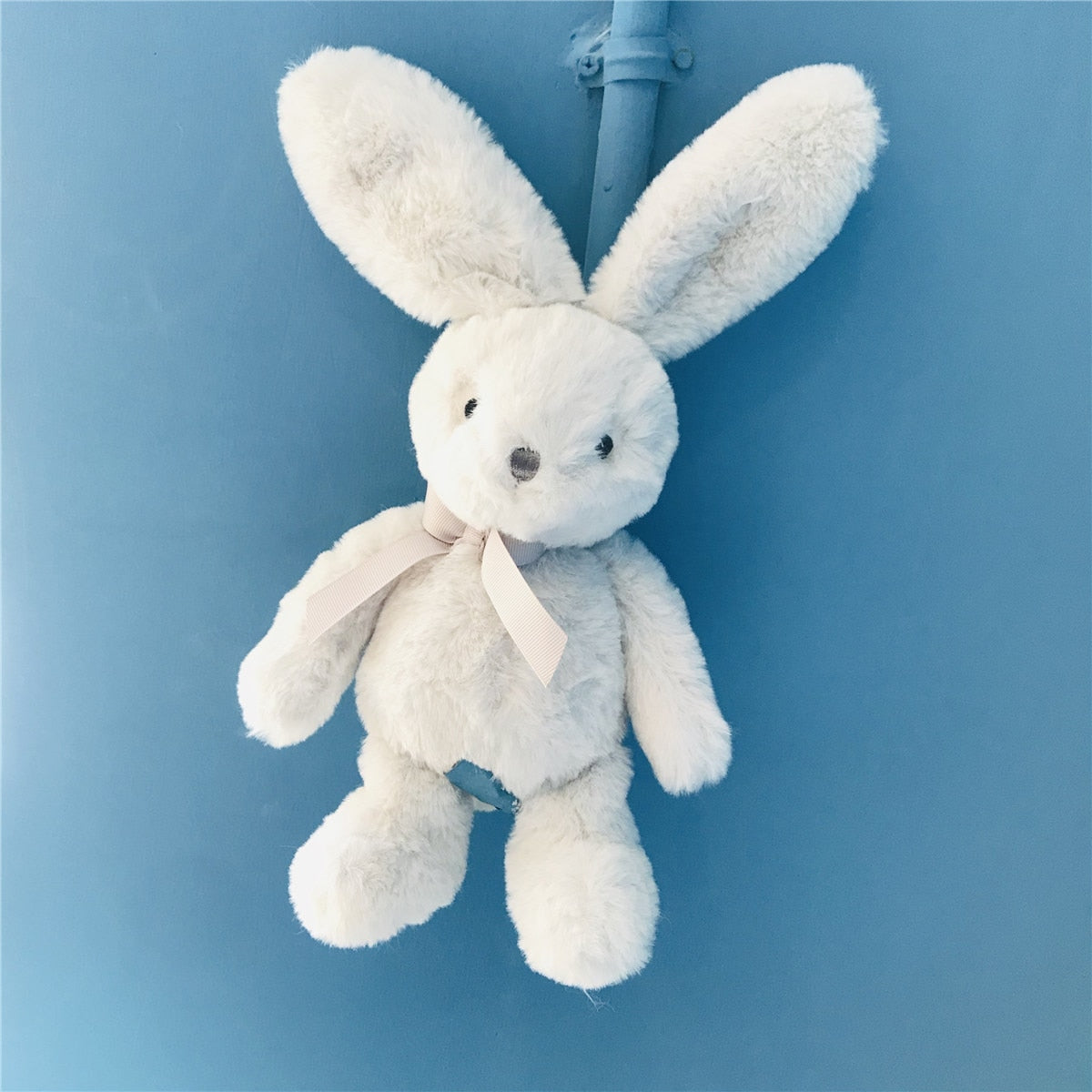 Jetzt Flauschiger Hase Plüschtier Kuschel Hase (ca. 25cm) bei Kuscheltiere.store kaufen