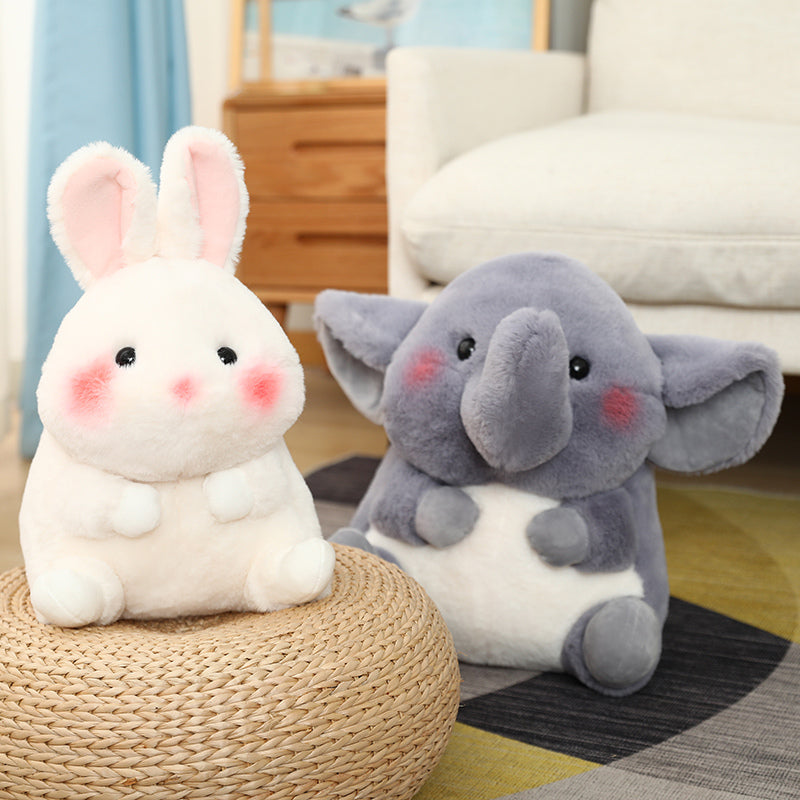 Jetzt Elefant Ferkel Kaninchen Pinguin Plüschige Stofftiere in unterschiedlichen Größen bei Kuscheltiere.store kaufen