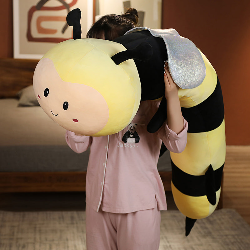 Jetzt Freundliche Biene als XXL Kuscheltier (ca. 50cm bis 100cm) bei Kuscheltiere.store kaufen