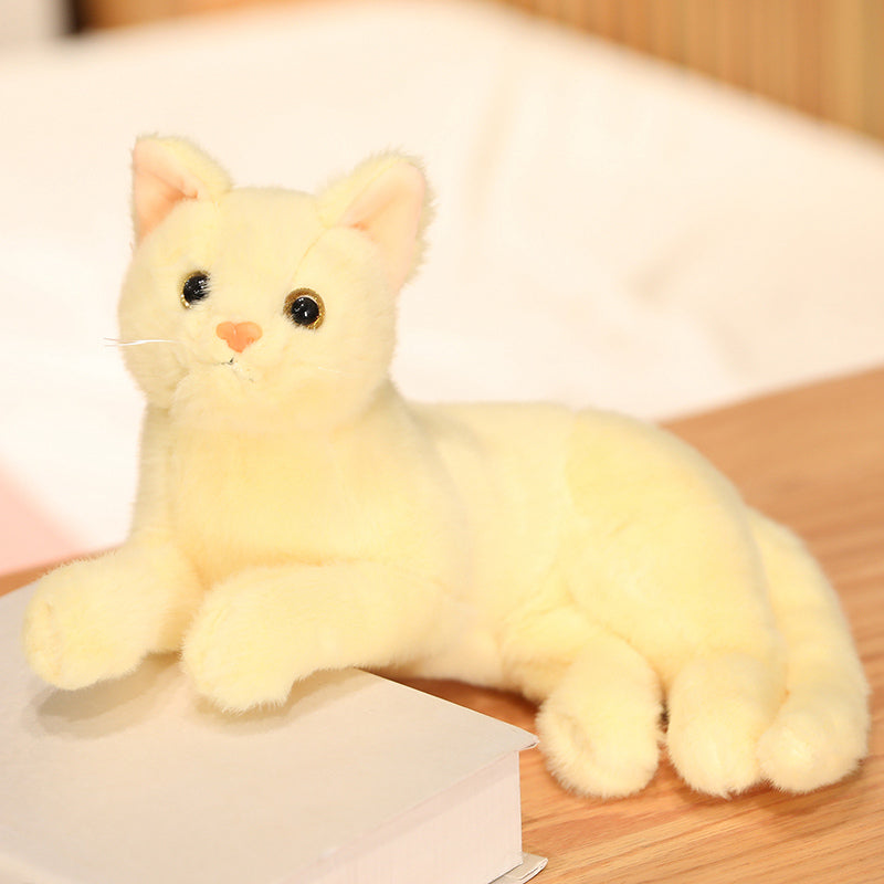 Niedliche Katze als Stofftier