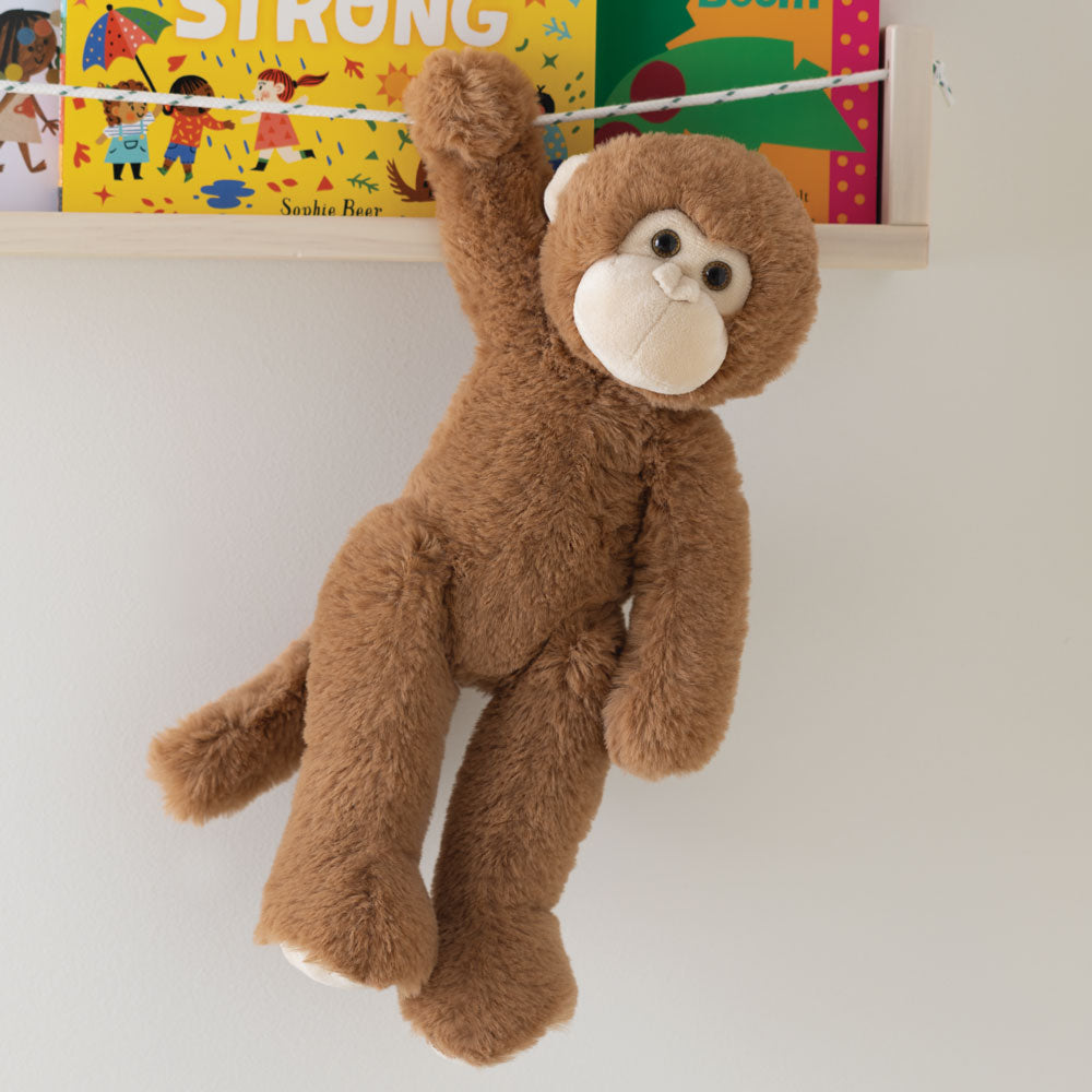 Kuscheliger Affe Buddy Braun