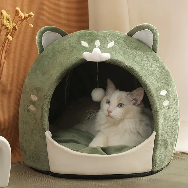 Gemütliches katzenförmiges Haustierhaus mit Kissen