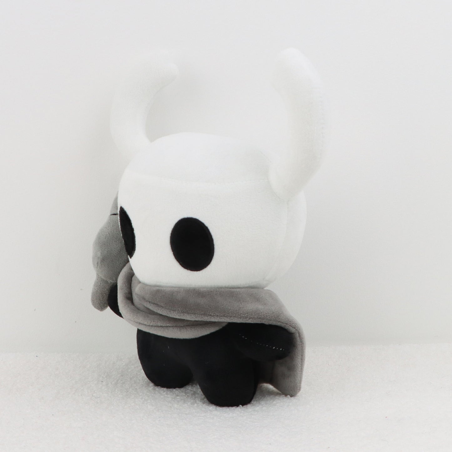 Knighty – Kawaii Ritter Geist Plüschfigur