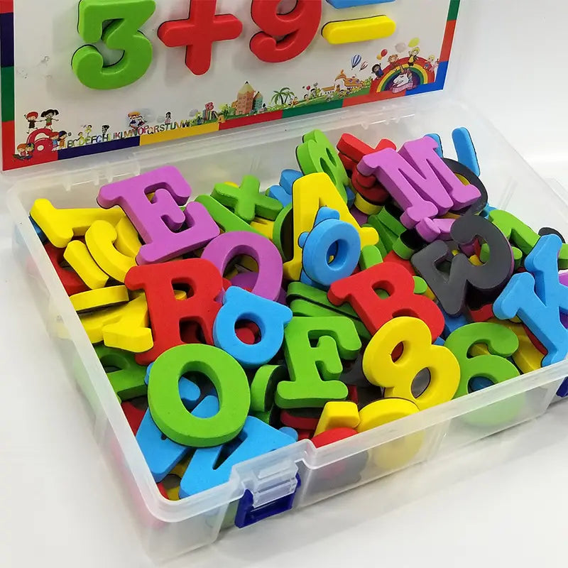 Magnetische Buchstabensticker: Pädagogisches Spielzeug