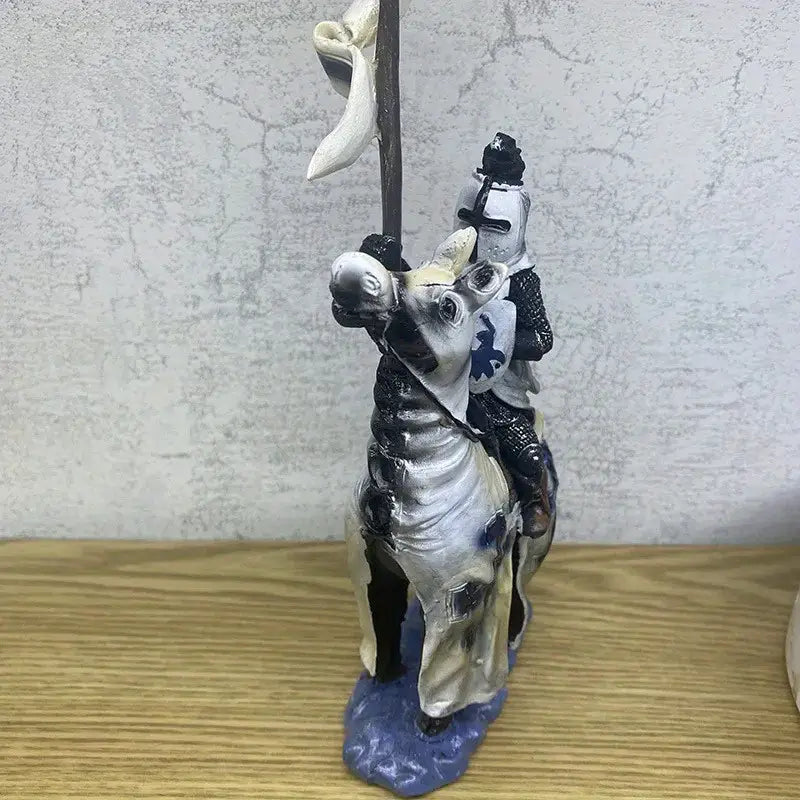 Ritterwache Figuren & Miniaturen - Sammlerstücke aus Kunstharz