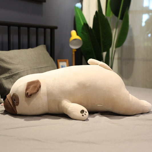 Niedlicher Mops Plüschhund