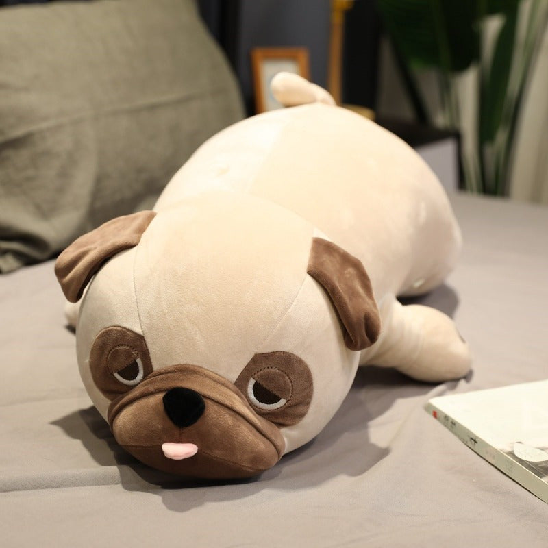 Niedlicher Mops Plüschhund