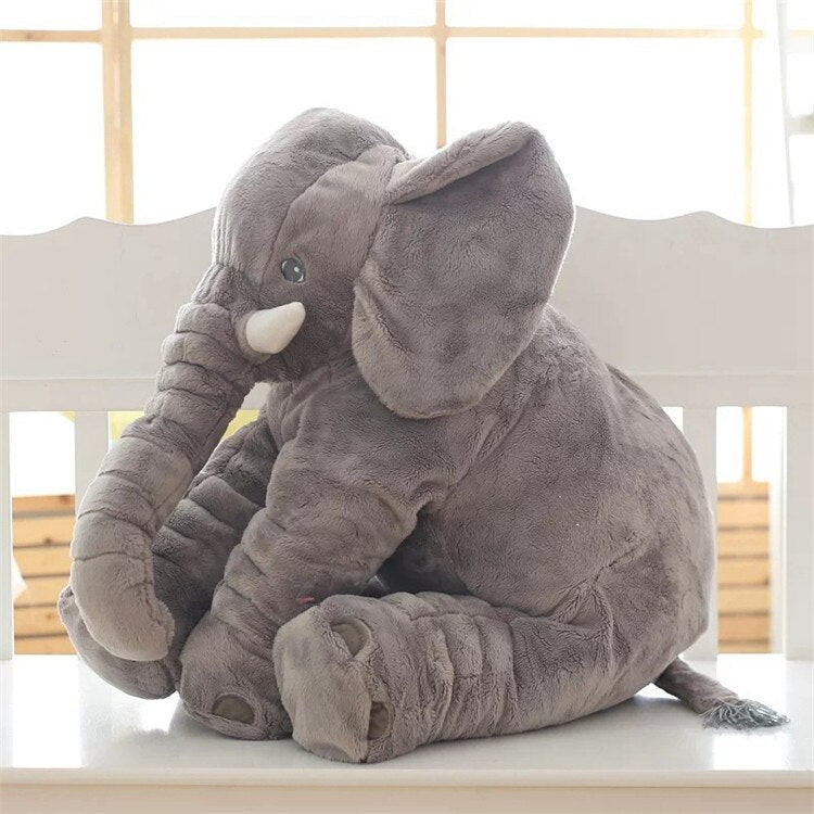 Großer Elefant als Stofftier
