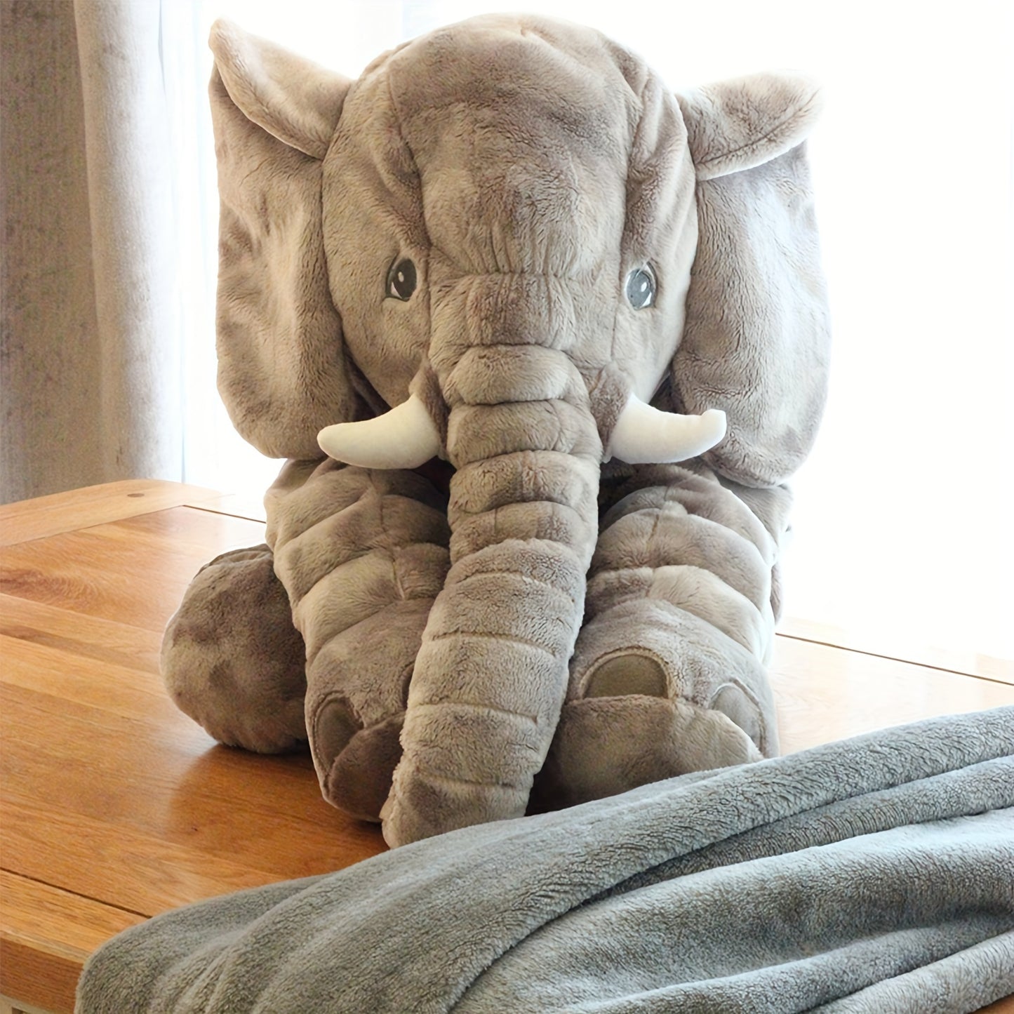 Grauer Elefant - Weiches Plüschtier
