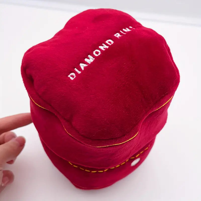 Diamantring-Set und interaktives Hundespielzeug