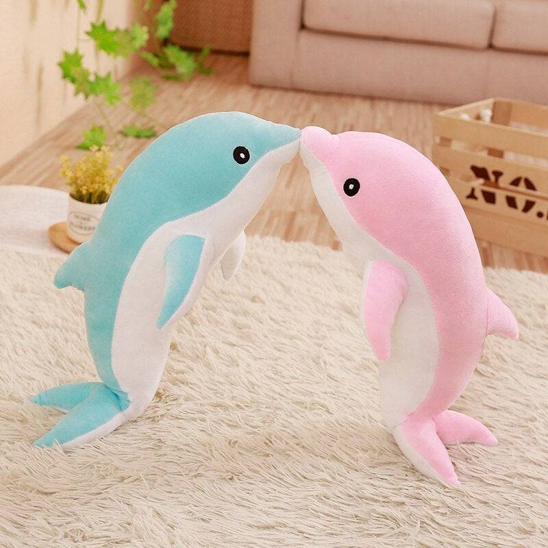 Riesiger Delphin als Stofftier