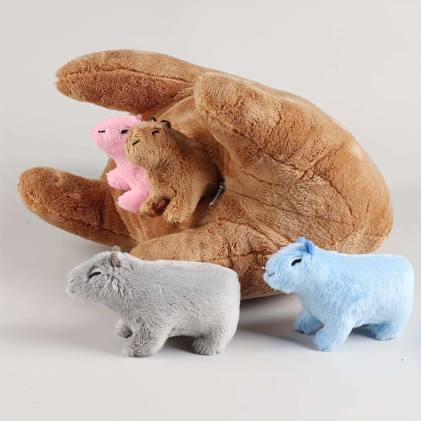 Cappy - Plüsch Capybara mit Babyfiguren