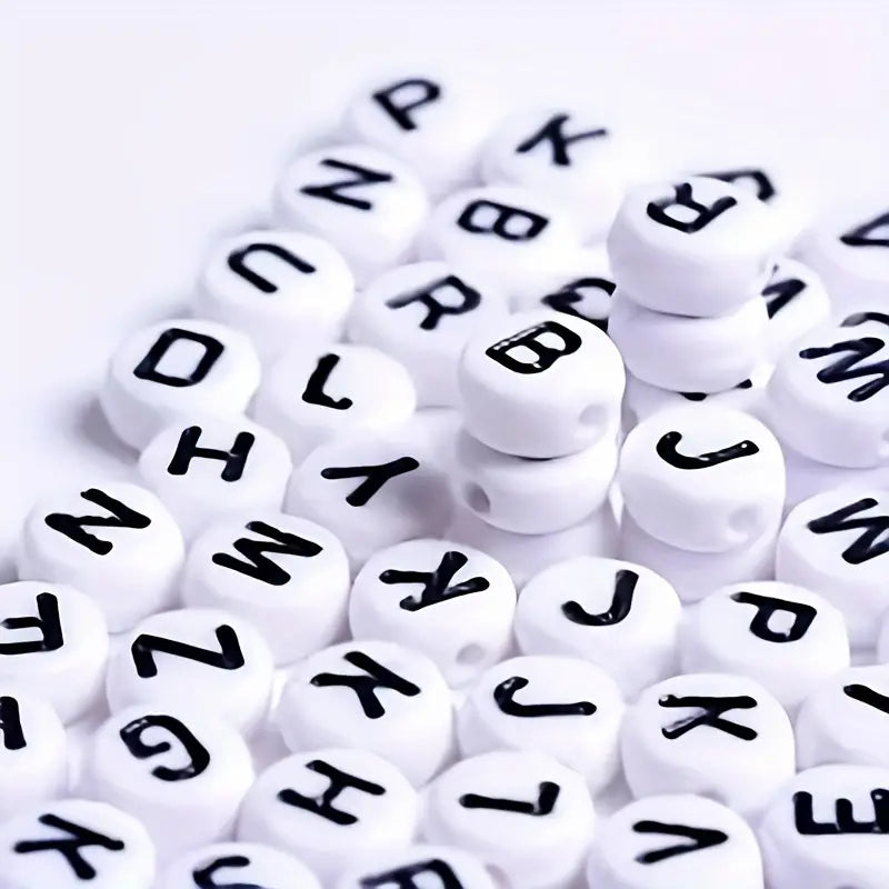 100 Stück 7mm Buchstabenperlen - DIY