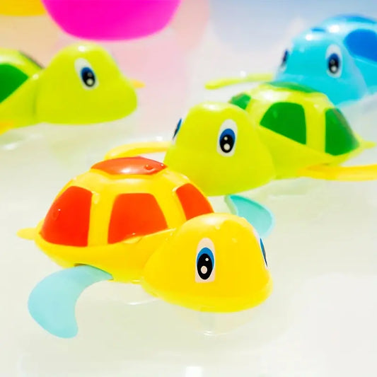 Spaßiges Schwimmturtle-Badespielzeug