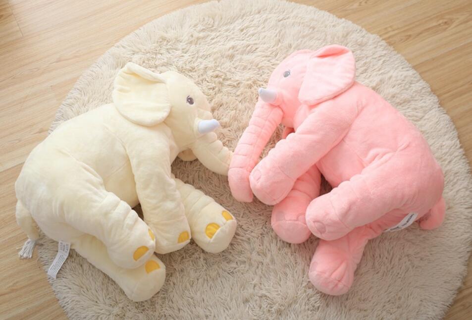 Grauer Elefant Plüschtier