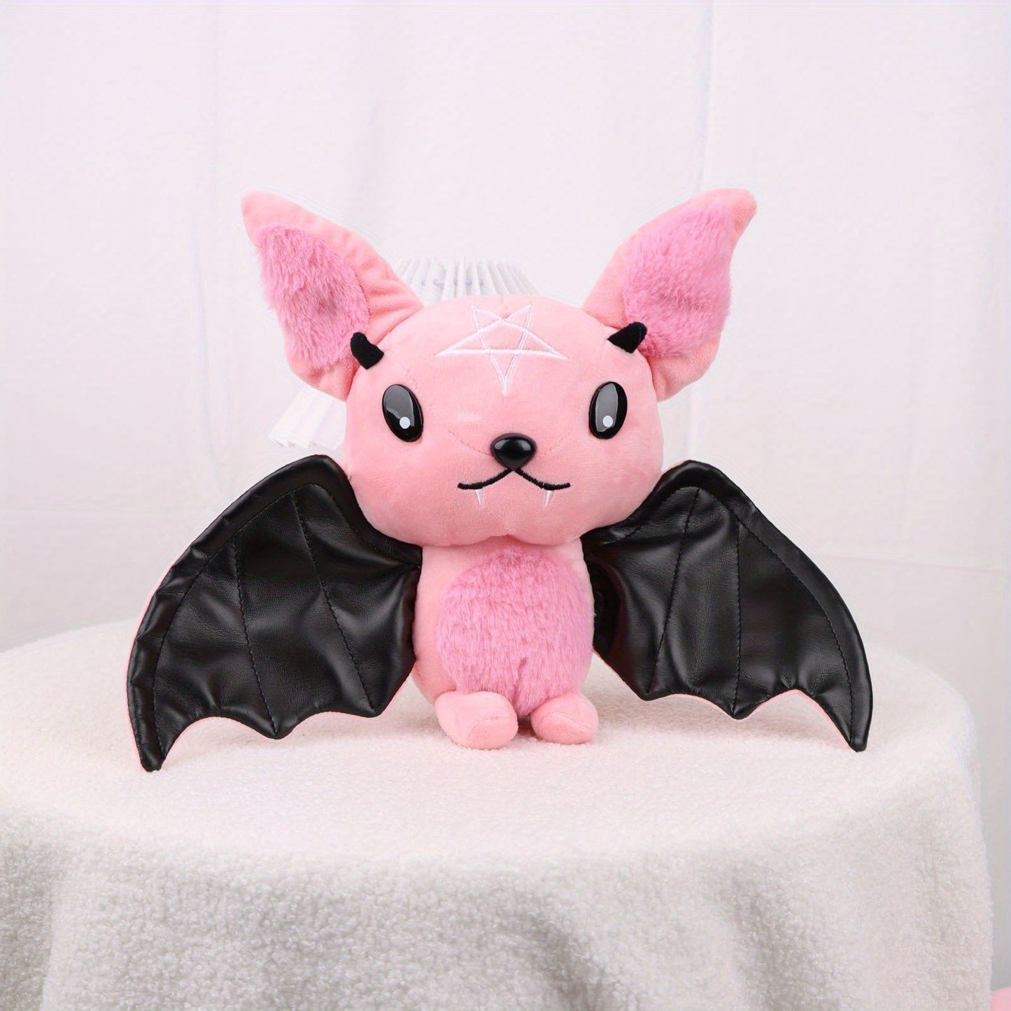 Süßes Schwarzes Fledermaus-Plüschtier – Dunkles Monster