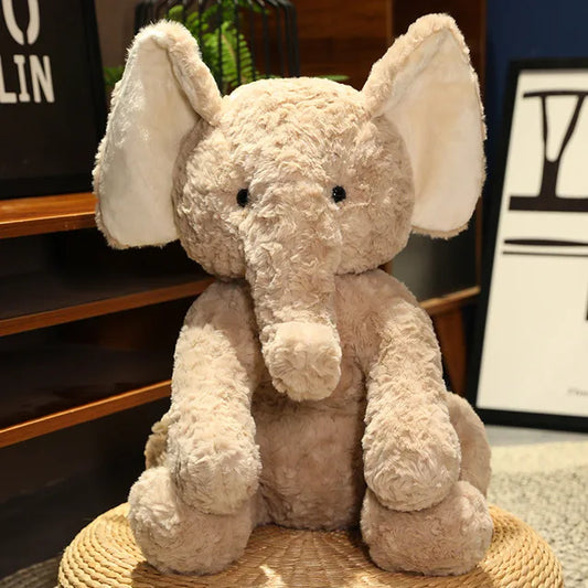 Kuscheliger Safari Elefant