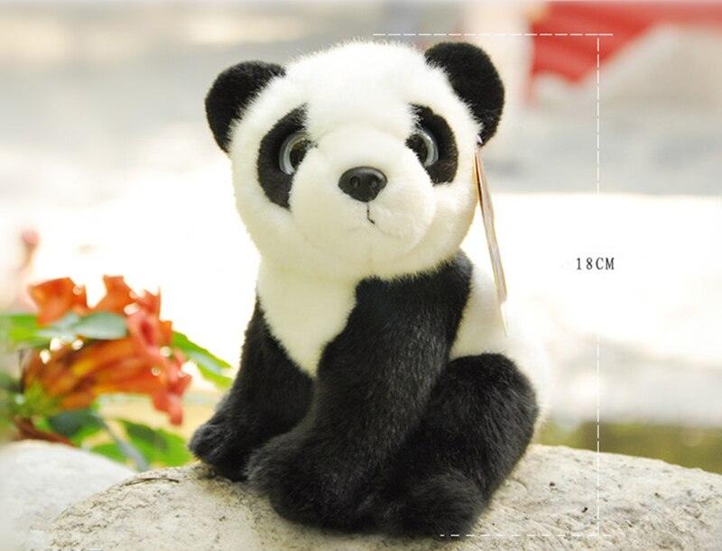 Entzückender Panda-Kuschelfreund