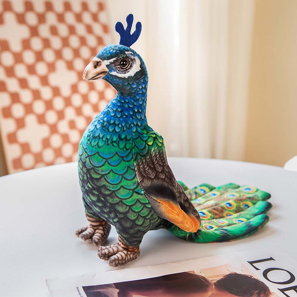 Realistischer Pfau Plüsch