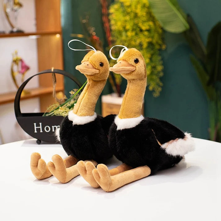 Entzückendes Straußenplüschtier