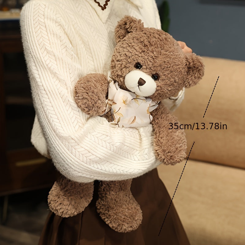 Kuscheliger Teddybär mit Schal