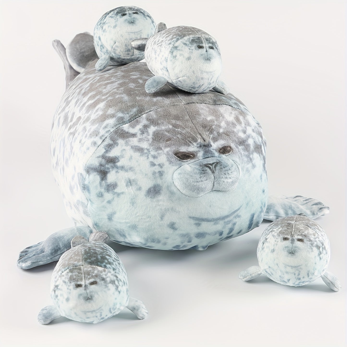Kuscheliger Blob-Robbenkissen mit 4 Baby-Robben