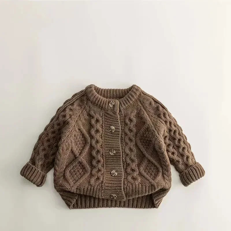 Gemütlicher strickpullover für kinder