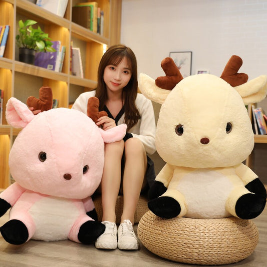 Fluffy – Kawaii Rentier Plüsch in Pink