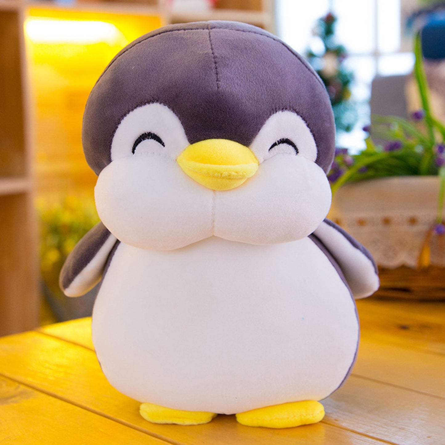 Dicker Pinguin als Stofftier