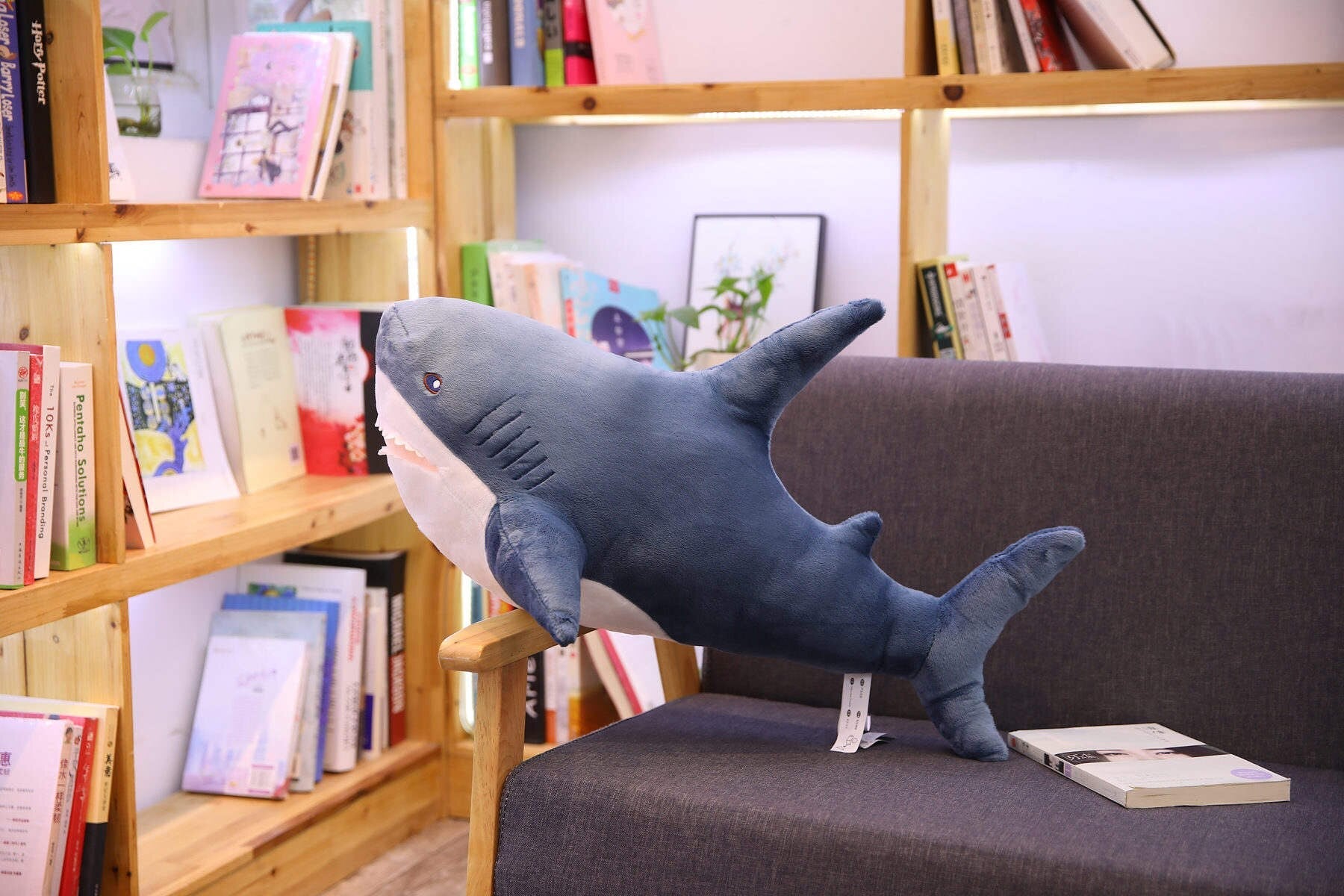 Jetzt XXL Hai Kuscheltiere - Plüsch Hai bei Kuscheltiere.store kaufen