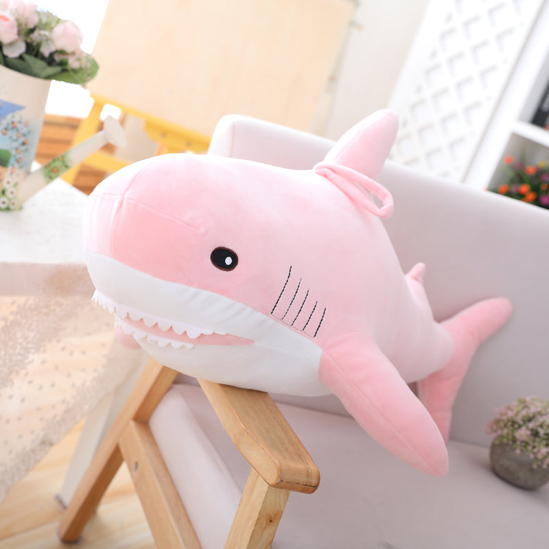 Jetzt XXL Hai Kuscheltiere - Plüsch Hai bei Kuscheltiere.store kaufen
