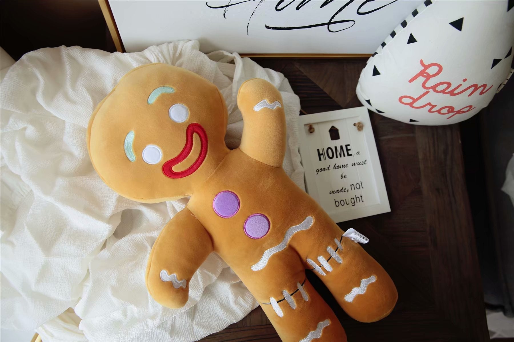 Jetzt Lebkuchenmann als tolles Stofftier in verschiedenen Größen bei Kuscheltiere.store kaufen