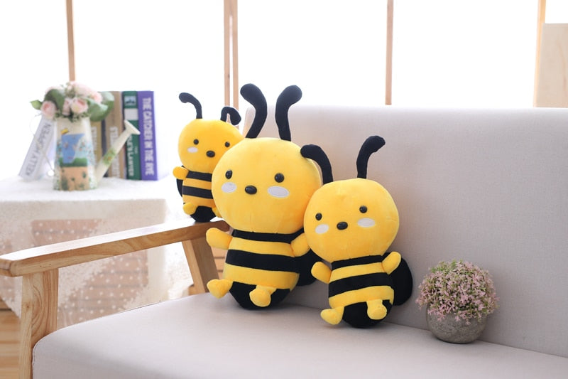Jetzt Die lustige Honigbiene als flauschiges Stofftier (ca. 20cm bis 30cm) bei Kuscheltiere.store kaufen