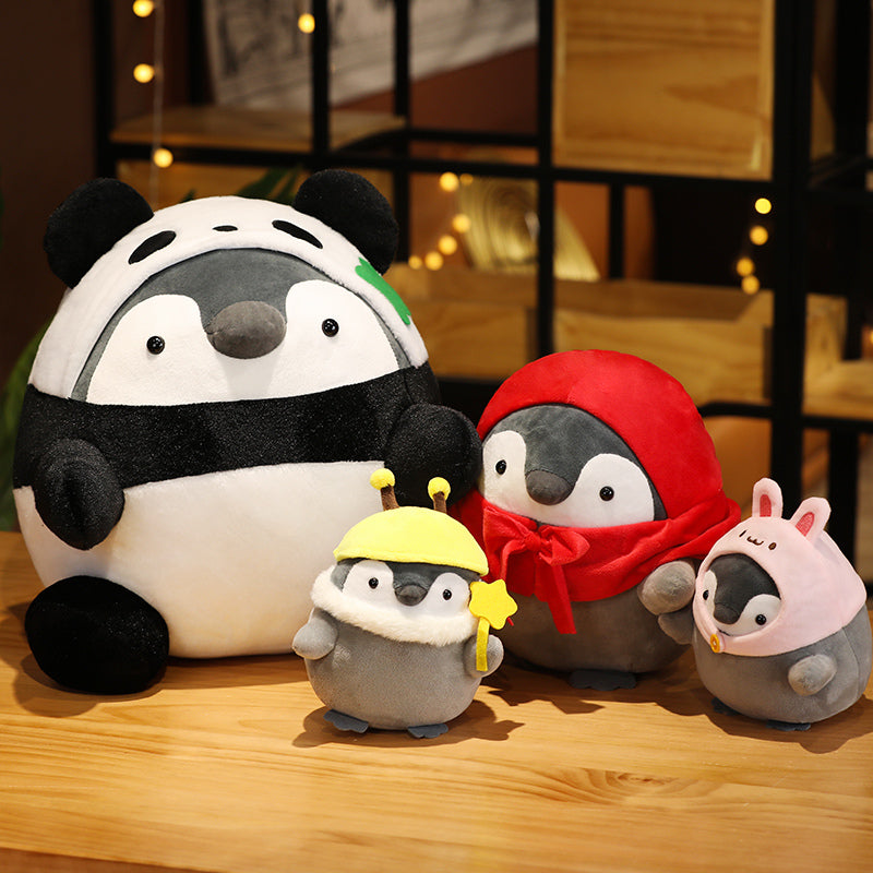 Jetzt Lieblicher Pinguin Stofftier mit Mütze (20/30/50CM) bei Kuscheltiere.store kaufen