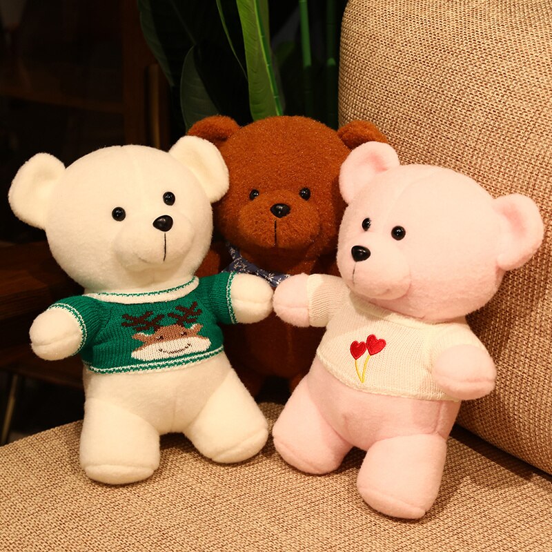 Jetzt Flauschige Plüsch Teddys in 5 verschiedenen Motiven (25/35cm) bei Kuscheltiere.store kaufen