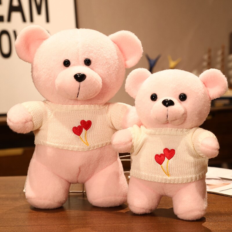 Jetzt Flauschige Plüsch Teddys in 5 verschiedenen Motiven (25/35cm) bei Kuscheltiere.store kaufen