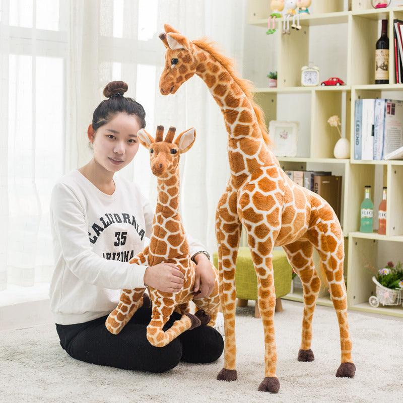 Große ausgestopfte Giraffe für das Kinderzimmer