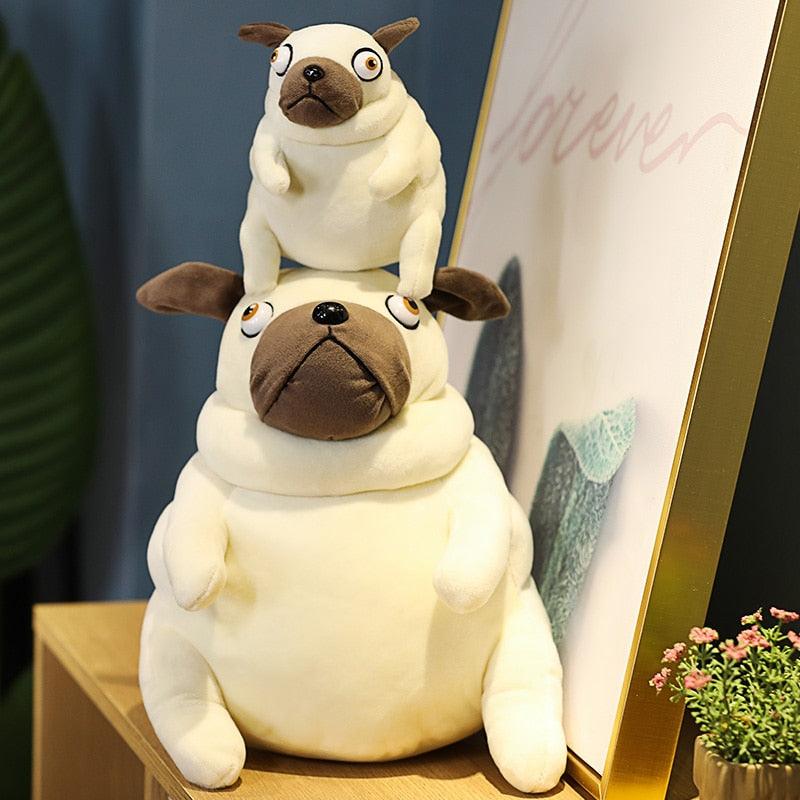 Entzückende Mops-Plüschtiere